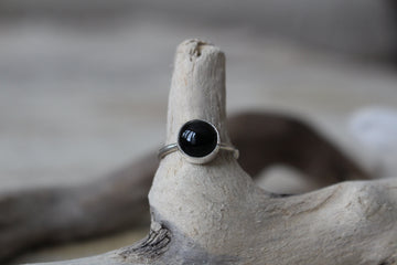 Black Onyx Round Ring