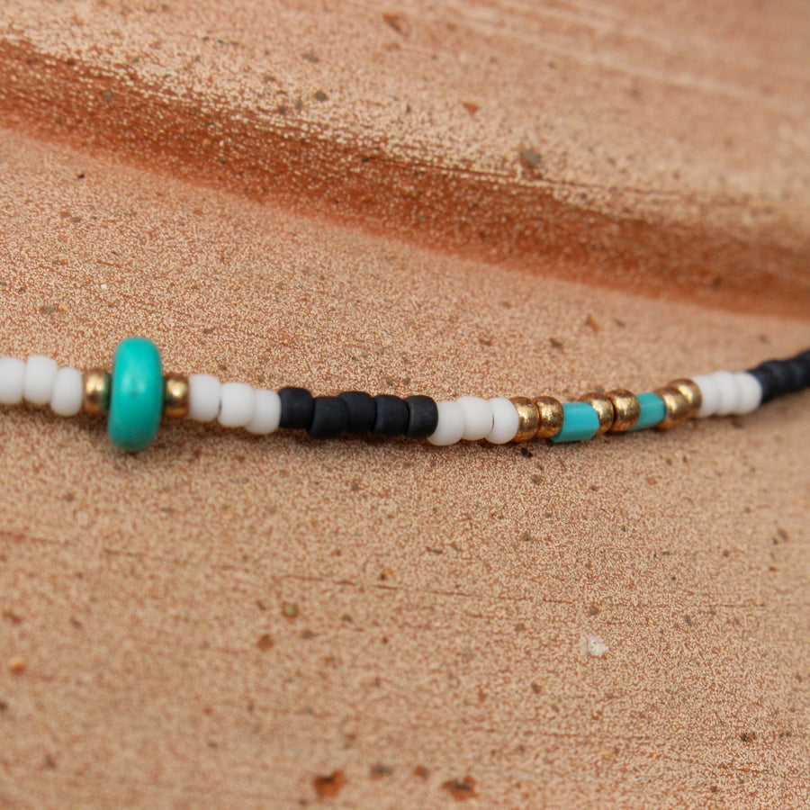 Black and Gold Arches Beaded Necklace