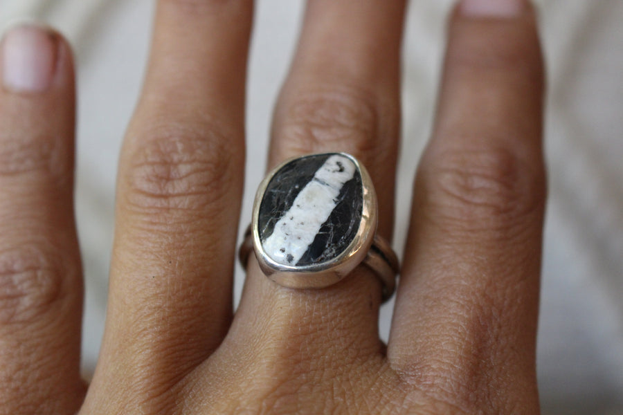 White Buffalo Ribbon Ring