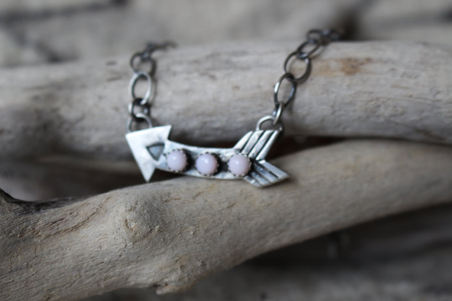 Pink Conch Arrow Necklace