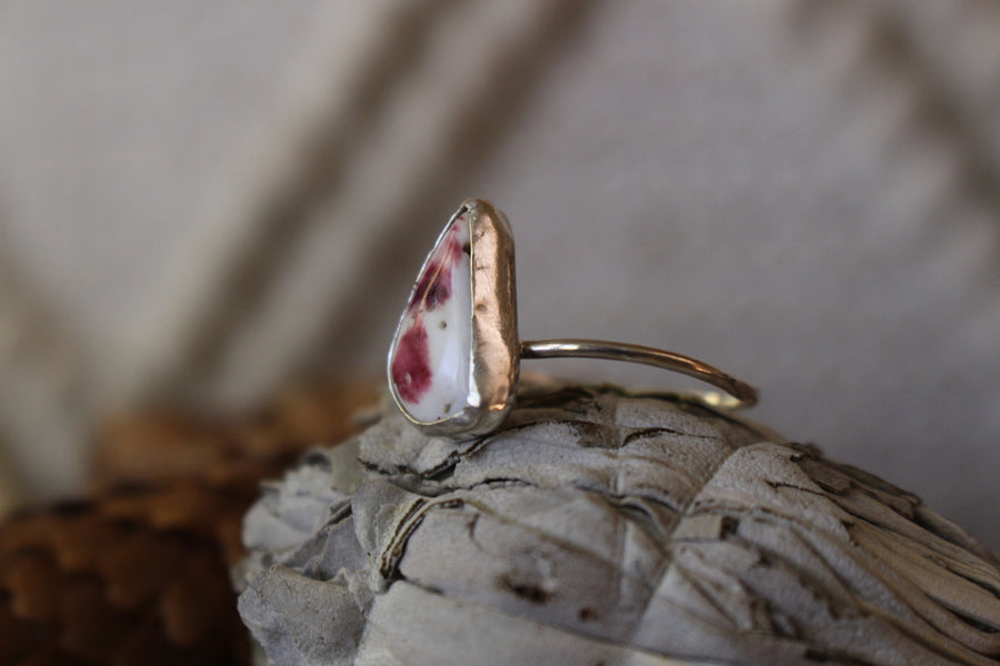 Spiny Oyster Mesa Ring