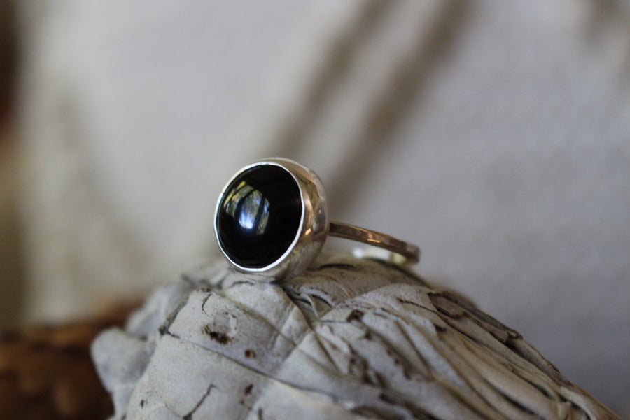 Round Black Onyx Ring