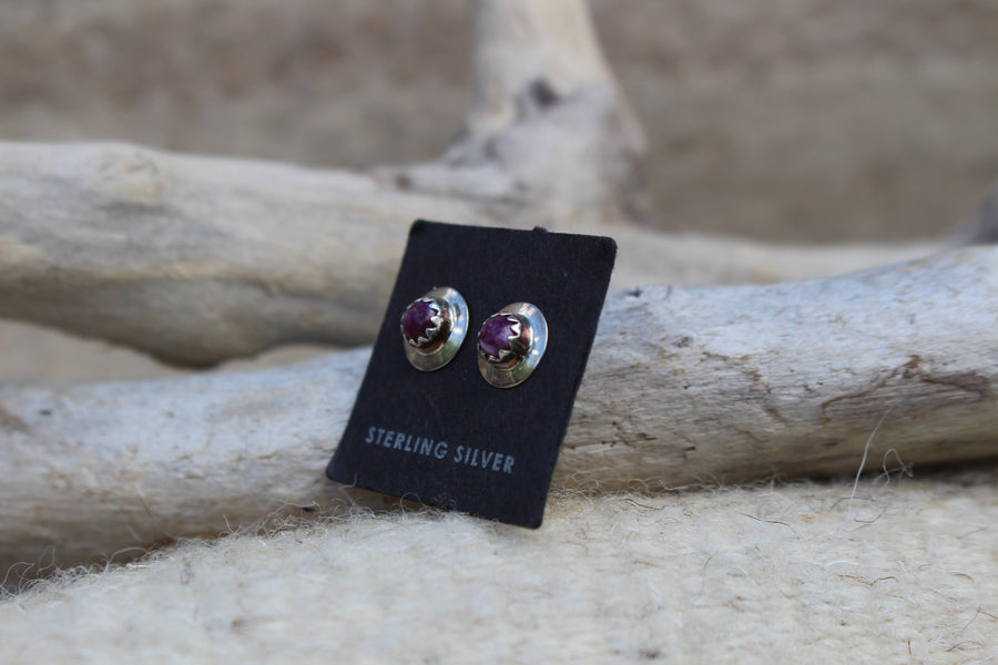 Sterling Round Spiny Oyster Studs