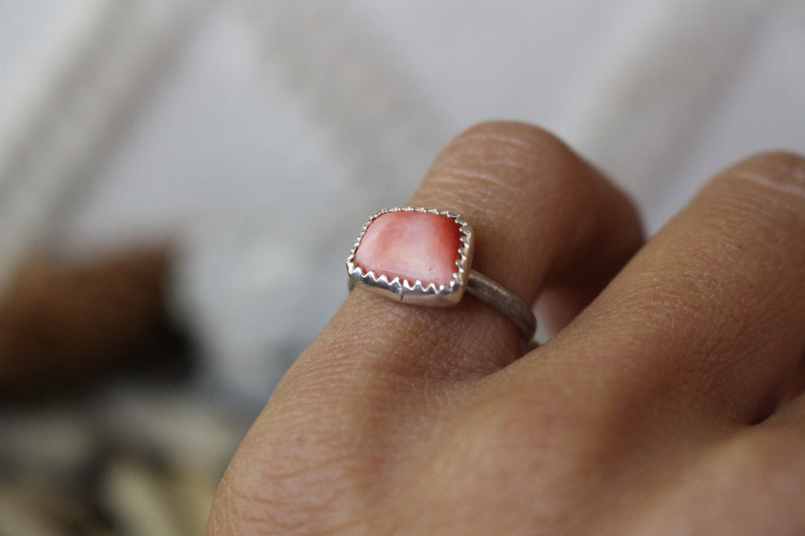 Spiny Oyster Sunset Ring