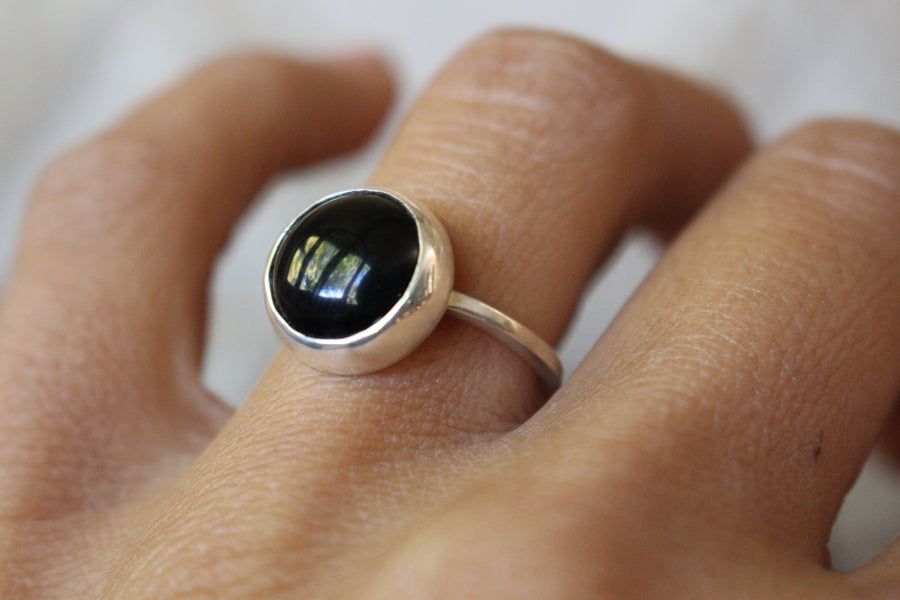 Round Black Onyx Ring