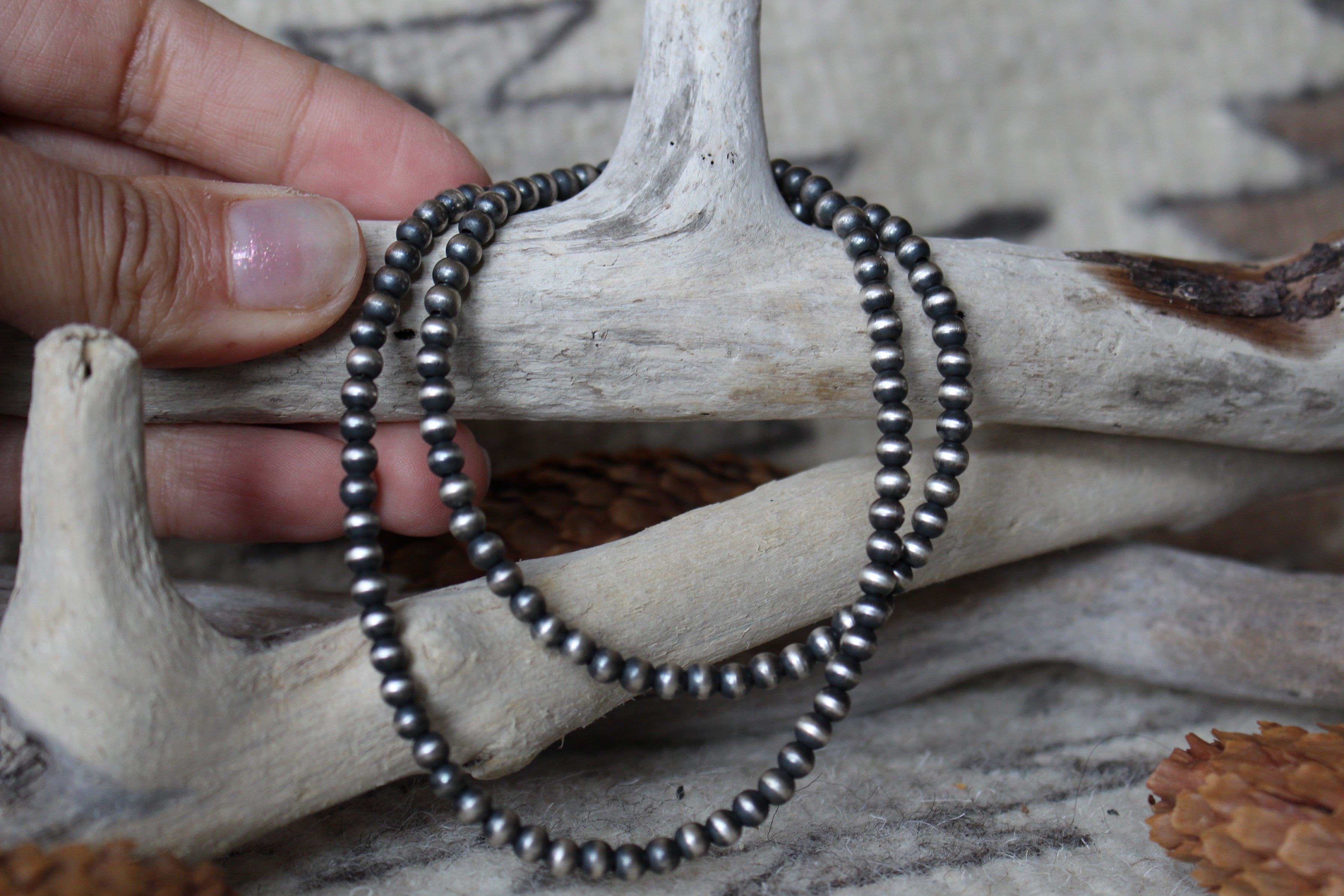 Single Navajo Pearl Necklace – Kotah Bear