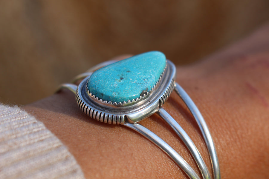 Turquoise Teardrop Bracelet