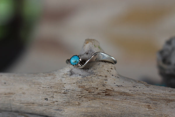 Dainty Turquoise Wind Ring – Kotah Bear