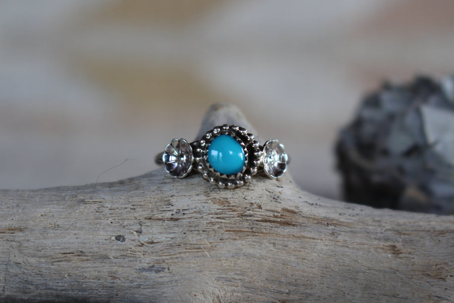 Turquoise Flower Ring