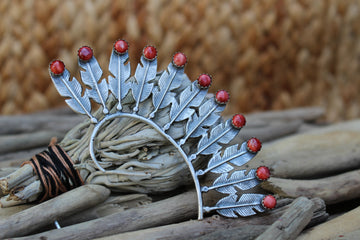Spiny Oyster Feather Ear Cuff