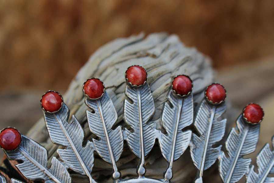 Spiny Oyster Feather Ear Cuff