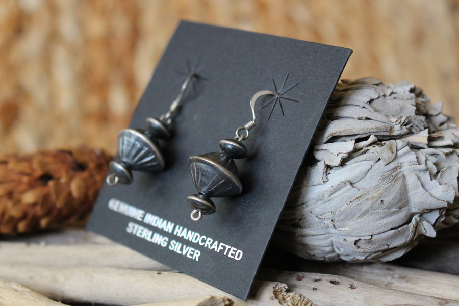 Navajo Pearl Disc Earrings