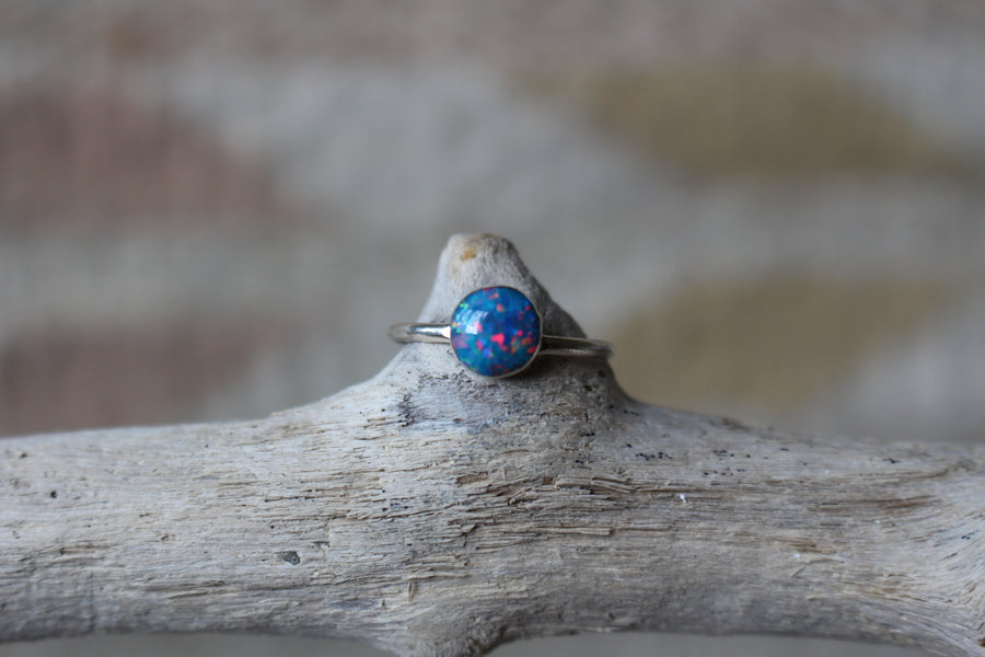 Round Blue Breeze Ring