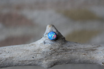 Round Periwinkle Opal Breeze Ring