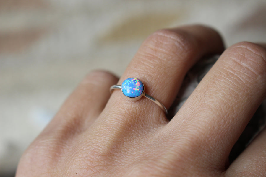Round Periwinkle Opal Breeze Ring