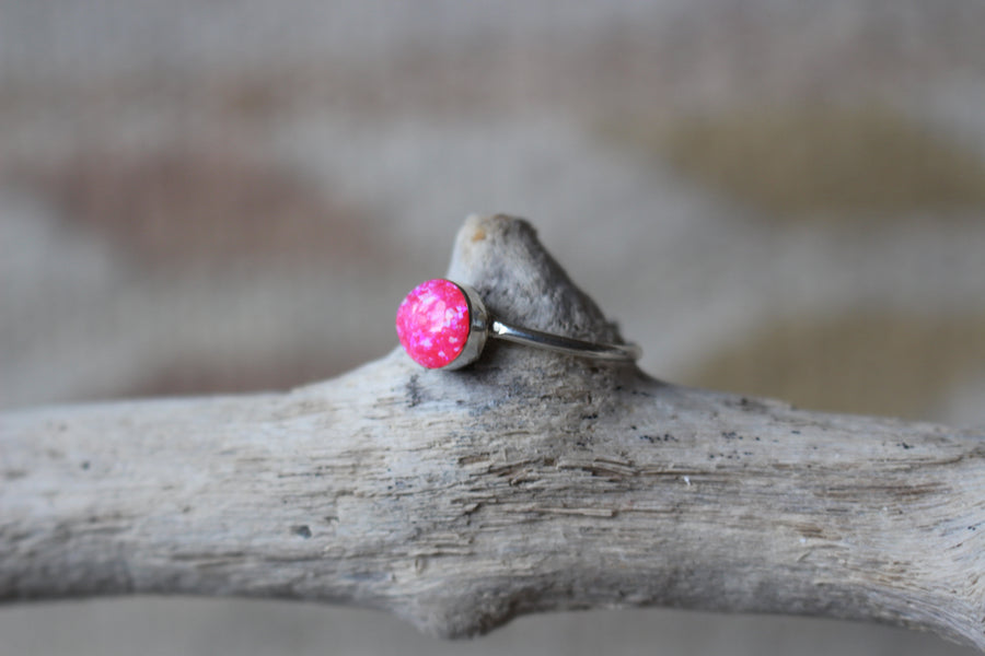 Round Pink Opal Breeze Ring