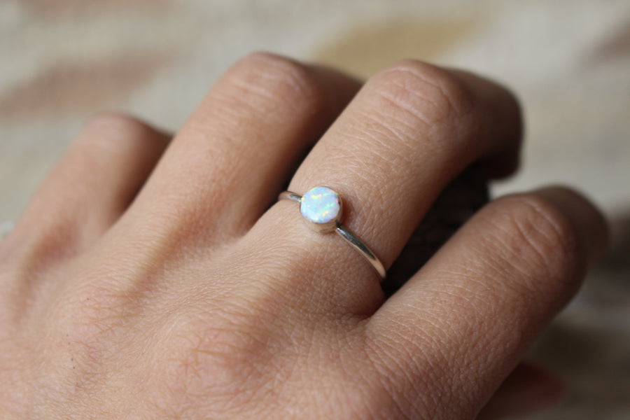 Round White Opal Breeze Ring