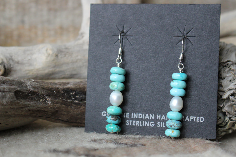 Turquoise and White Pearls Necklace Set
