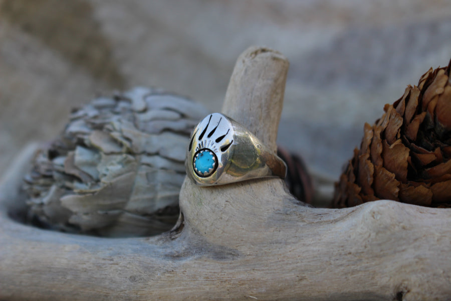 Blear Claw Ring