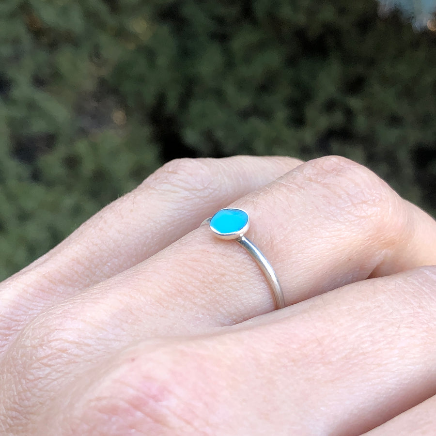 Dainty Round Turquoise Ring