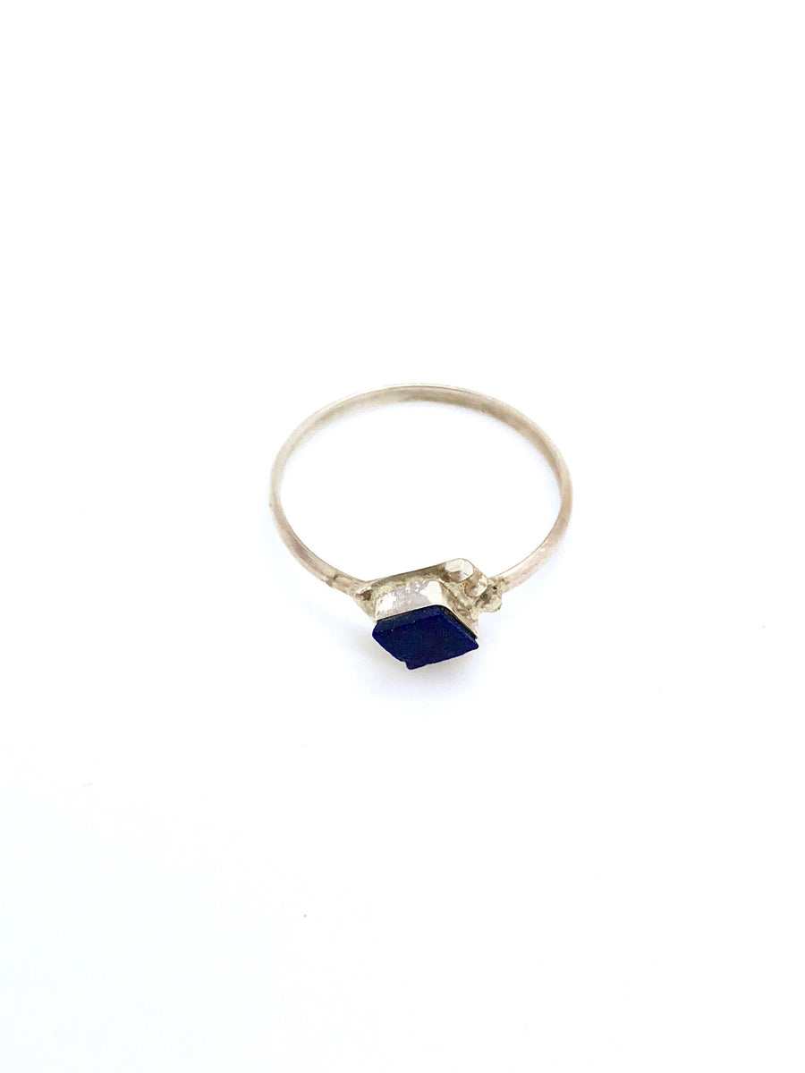 Dainty Lapis Ring